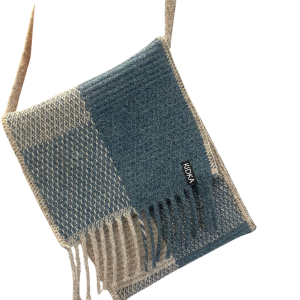 ReCover fringe bag, made from recycled yarn., in blue/beige pattern