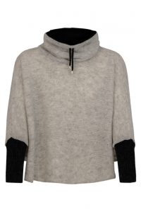 short Poncho light-gray with sleeves, a high, fleecelined collar, featuring black drawstrings with metal tips.