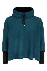 "Blær" short poncho teal, short teal poncho with sleeves, a high, fleecelined collar, featuring black drawstrings with metal tips.