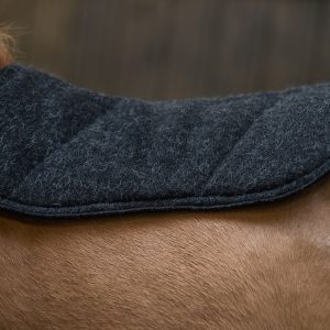 Saddlepad black. Black saddlepad made from Icelandic wool