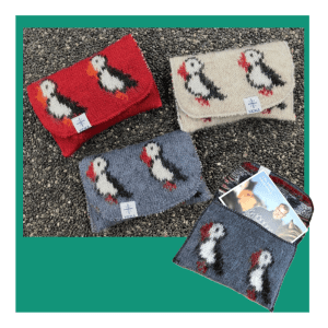 Puffalopes Puffin pouch– for money and card gifts. Our puffins bags made from Icelandic wool are the perfect envelope for vouchers, gift cards and moneys and make the gift more fun.