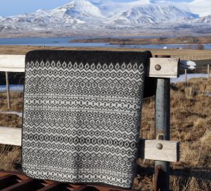 "Borg" Icelandic pattern blanket, black blanket with white Icelandic pattern made from Icelandic wool