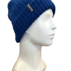 Dark blue wool hat knitted from Fjallalopi Icelandic wool. Rib-knit gives flexibility. Made from Icelandic wool, made in Iceland