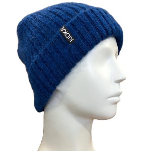 Dark blue wool hat knitted from Fjallalopi Icelandic wool. Rib-knit gives flexibility. Made from Icelandic wool, made in Iceland