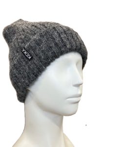 Dark gray wool hat knitted from Fjallalopi Icelandic wool. Rib-knit gives flexibility. Made from Icelandic wool, made in Iceland