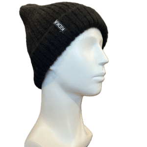 Black wool hat knitted from Fjallalopi Icelandic wool. Rib-knit gives flexibility. Made from Icelandic wool, made in Iceland  